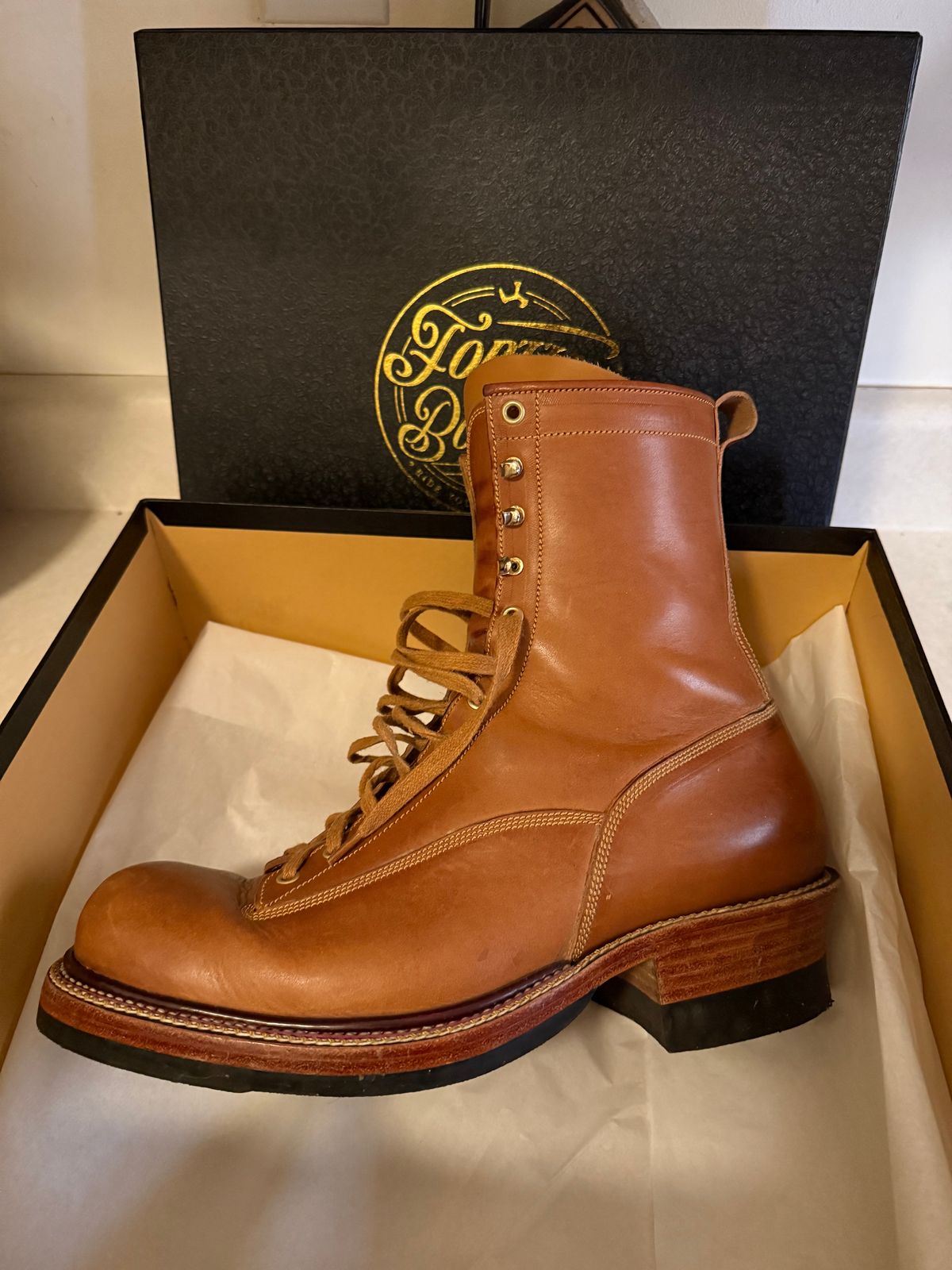 Photo by SlurryB on December 4, 2024 of the Fortis Boots Goldrush in Badalassi Carlo Cognac Minerva.