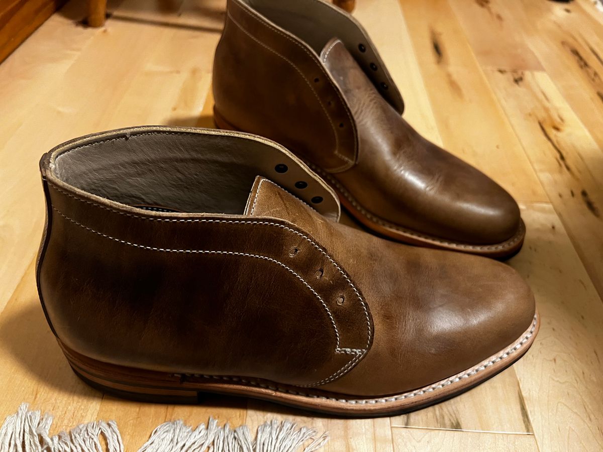 Photo by congressmancuff on November 12, 2022 of the White's Kinney Chukka in Horween Natural Chromexcel.