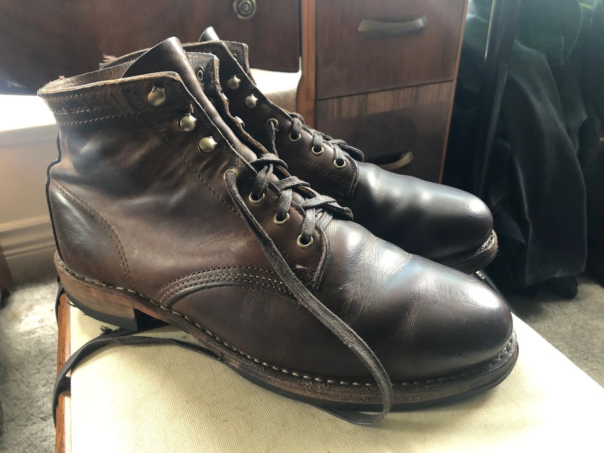 Photo by congressmancuff on May 3, 2020 of the Wolverine 1000 Mile Evans Boot in Horween Stone Chromexcel.