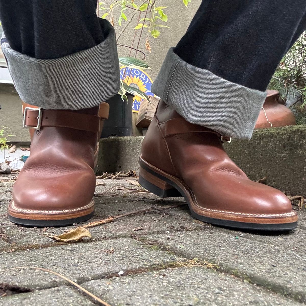 Photo by congressmancuff on October 3, 2025 of the Viberg Engineer in Horween Crust Chromexcel.