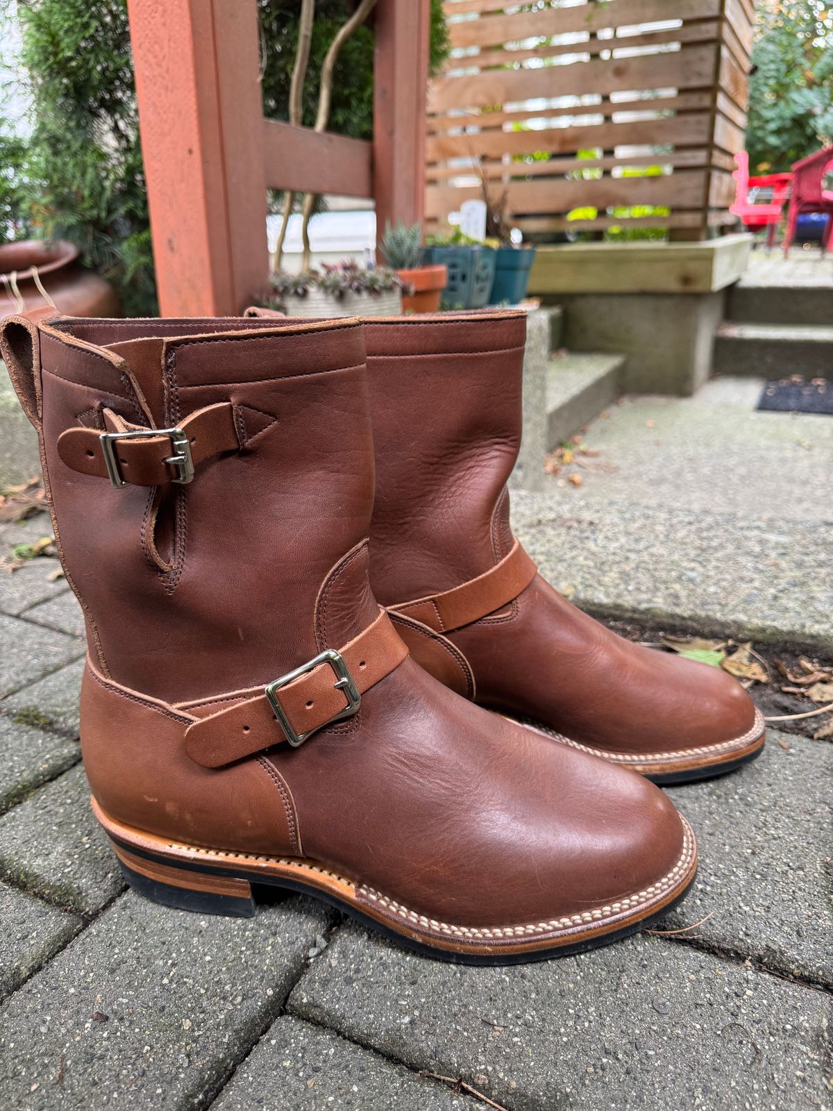 Photo by congressmancuff on October 3, 2025 of the Viberg Engineer in Horween Crust Chromexcel.