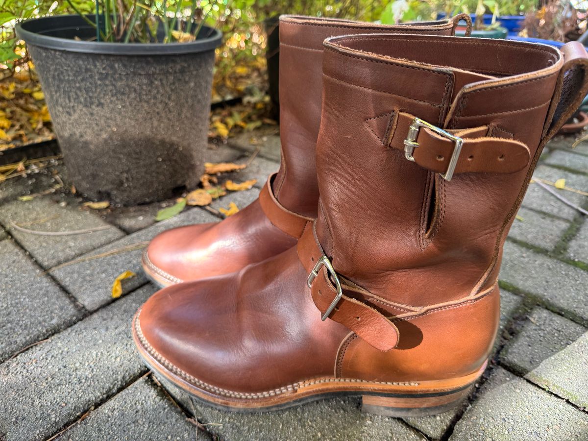 Photo by congressmancuff on November 4, 2025 of the Viberg Engineer in Horween Crust Chromexcel.