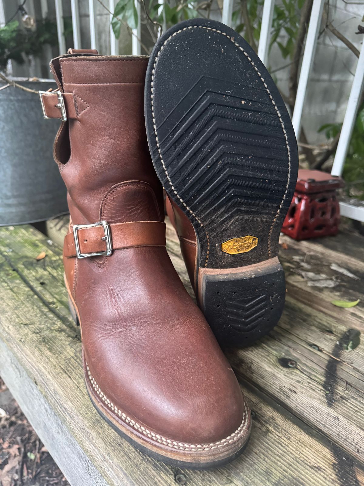 Photo by congressmancuff on January 6, 2026 of the Viberg Engineer in Horween Crust Chromexcel.