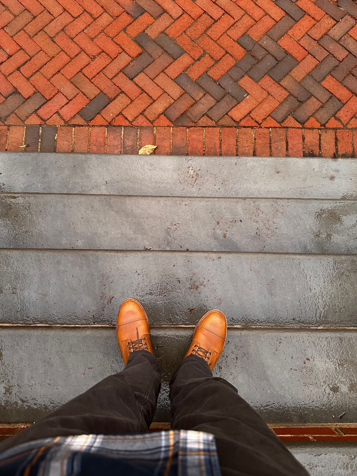 Photo by bbart on February 27, 2025 of the Viberg Service Boot BCT in Horween Oak Chromepak.