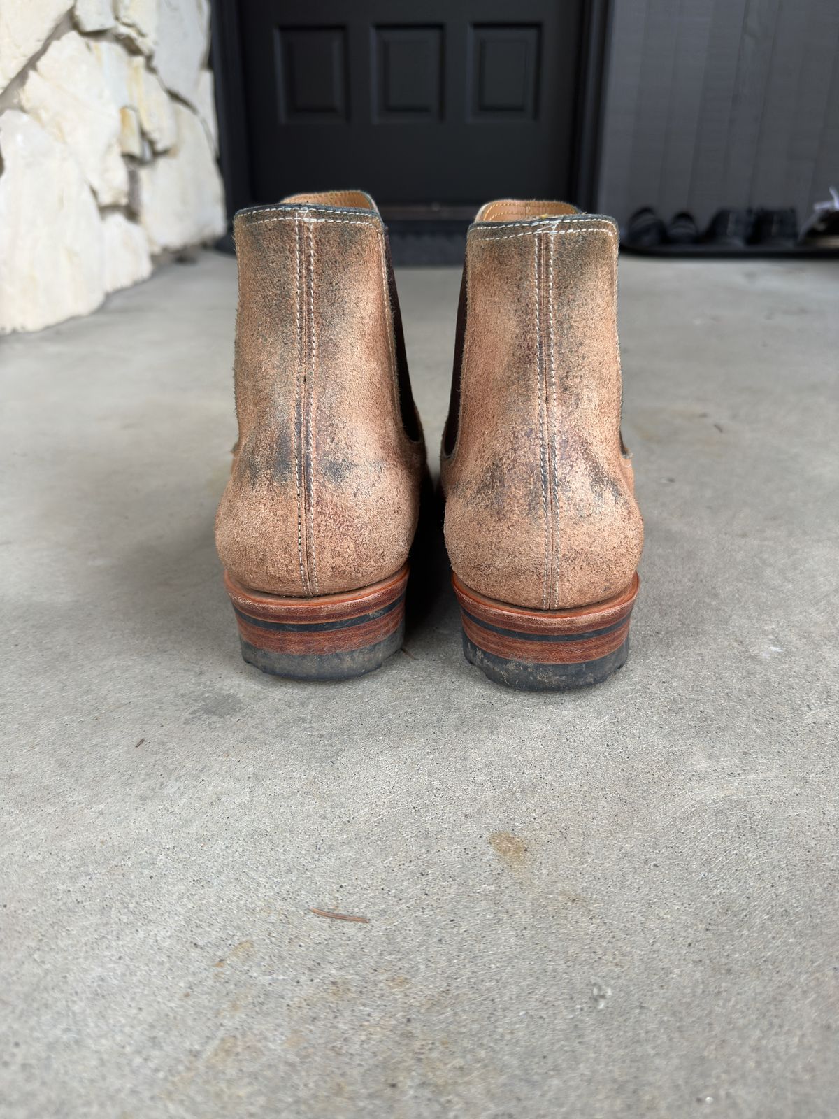 Photo by bbart on March 1, 2026 of the Briselblack The Seventh Chelsea Boot in Maryam Natural Horsebutt Roughout.