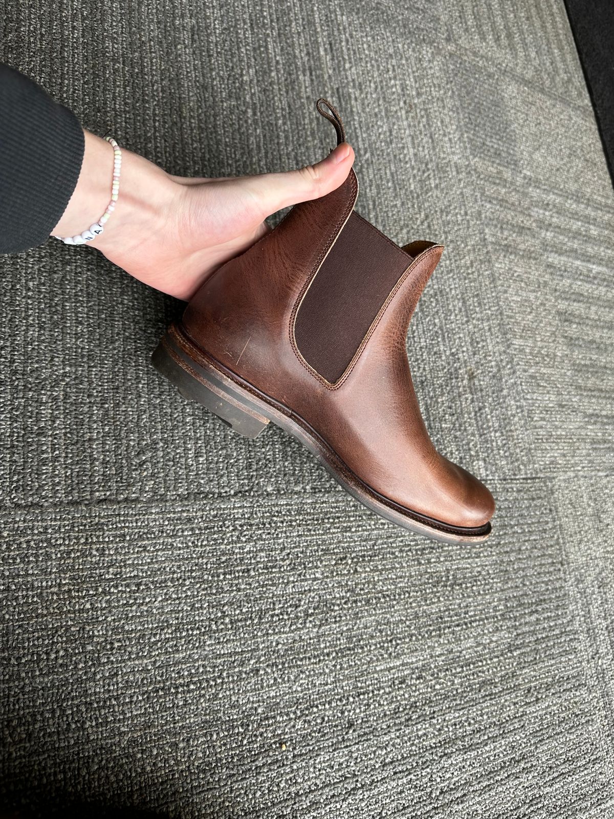 Photo by bbart on February 18, 2025 of the Viberg Chelsea in Horween Rowdy Dachshund.