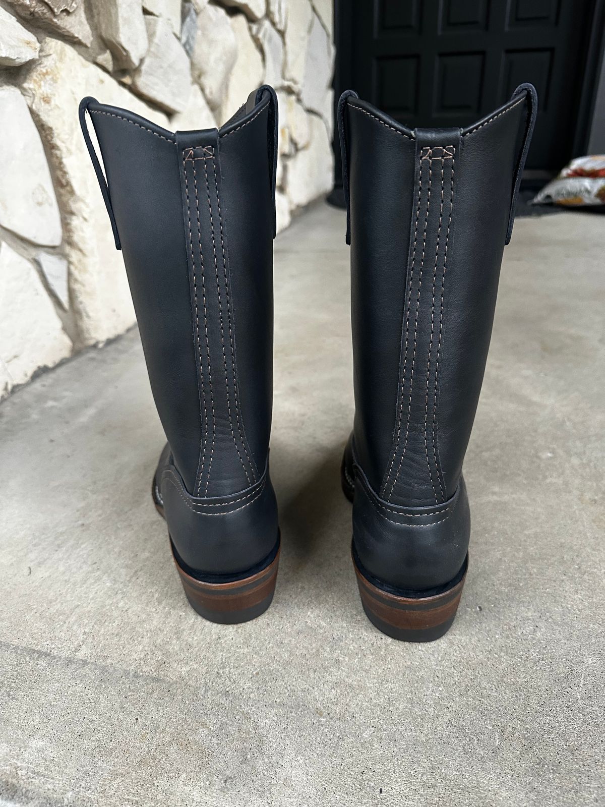 Photo by bbart on November 26, 2025 of the Wesco Morrison in Seidel Black Oil Tan.