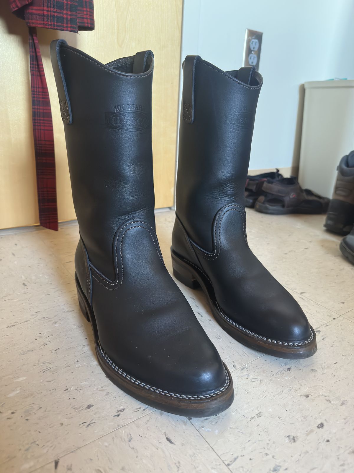 Photo by bbart on January 15, 2026 of the Wesco Morrison in Seidel Black Oil Tan.