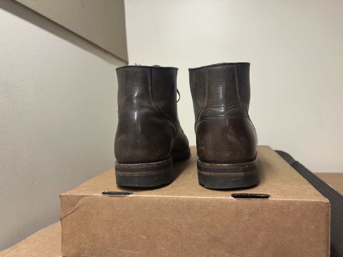 Photo by bbart on October 7, 2025 of the Viberg Service Boot PCT in Maryam 1071 Port Vitello Calf Nubuck.