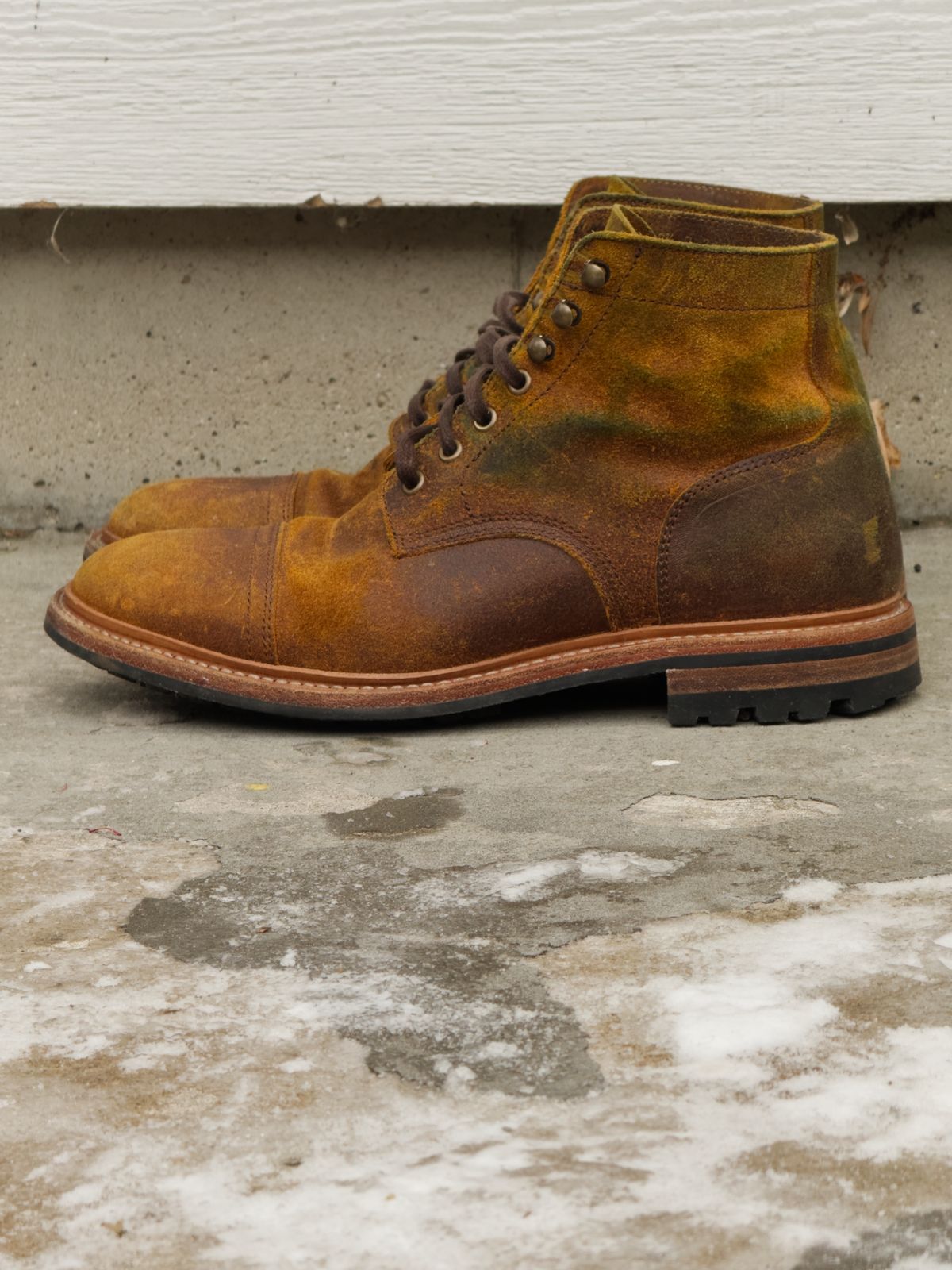 Photo by rigglethor on January 4, 2026 of the Parkhurst The Richmond in Apollo Waxy Commander.