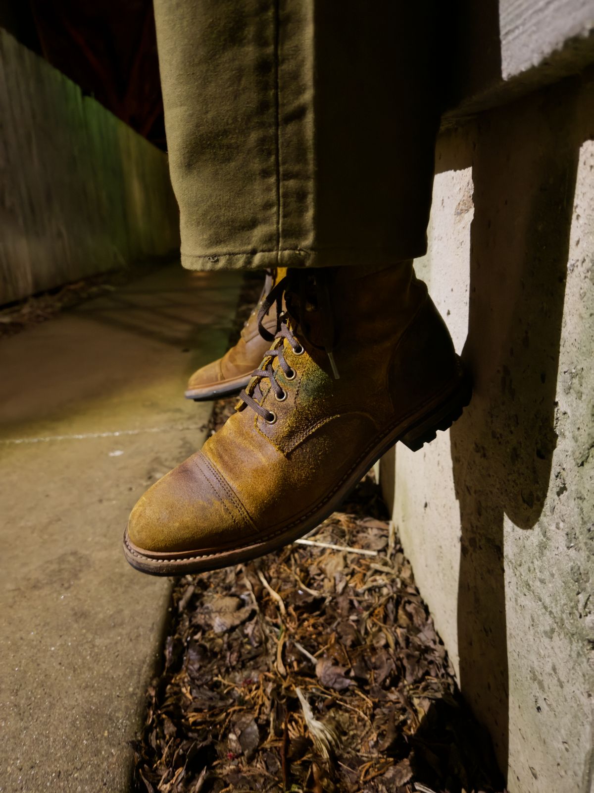 Photo by rigglethor on April 6, 2026 of the Parkhurst The Richmond in Apollo Waxy Commander.