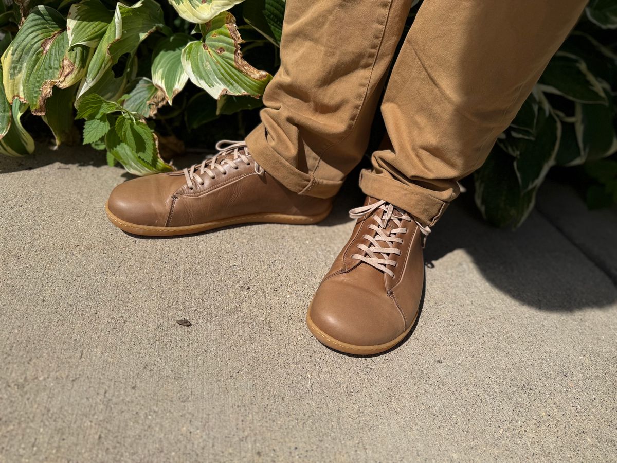 Photo by rigglethor on August 24, 2025 of the Goral Barefoot SMUGS in Horween Natural Chromexcel.