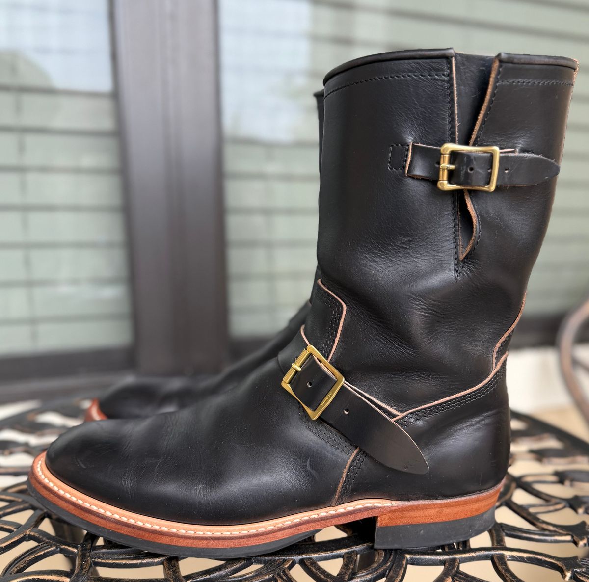 Photo by indi.raw.oninsb on December 1, 2025 of the The Flat Head Engineer Boots in Horween Black Chromexcel.