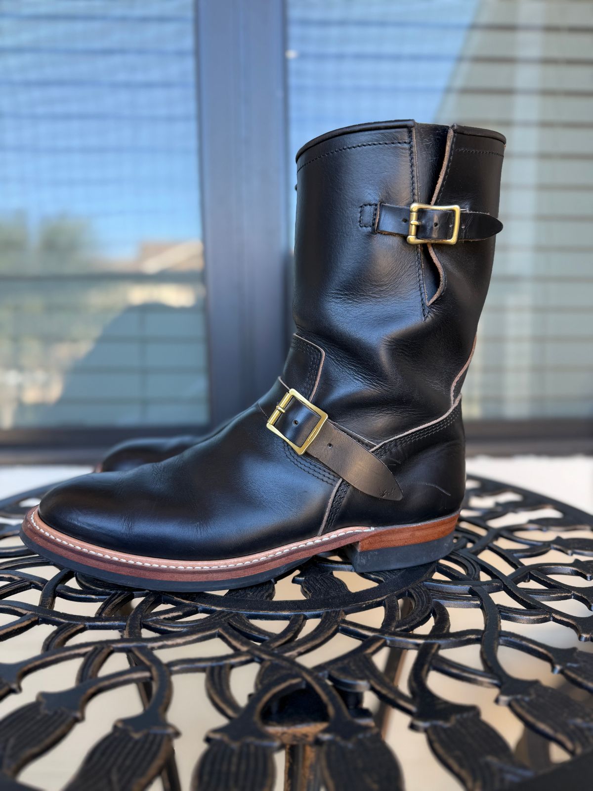 Photo by indi.raw.oninsb on January 2, 2026 of the The Flat Head Engineer Boots in Horween Black Chromexcel.