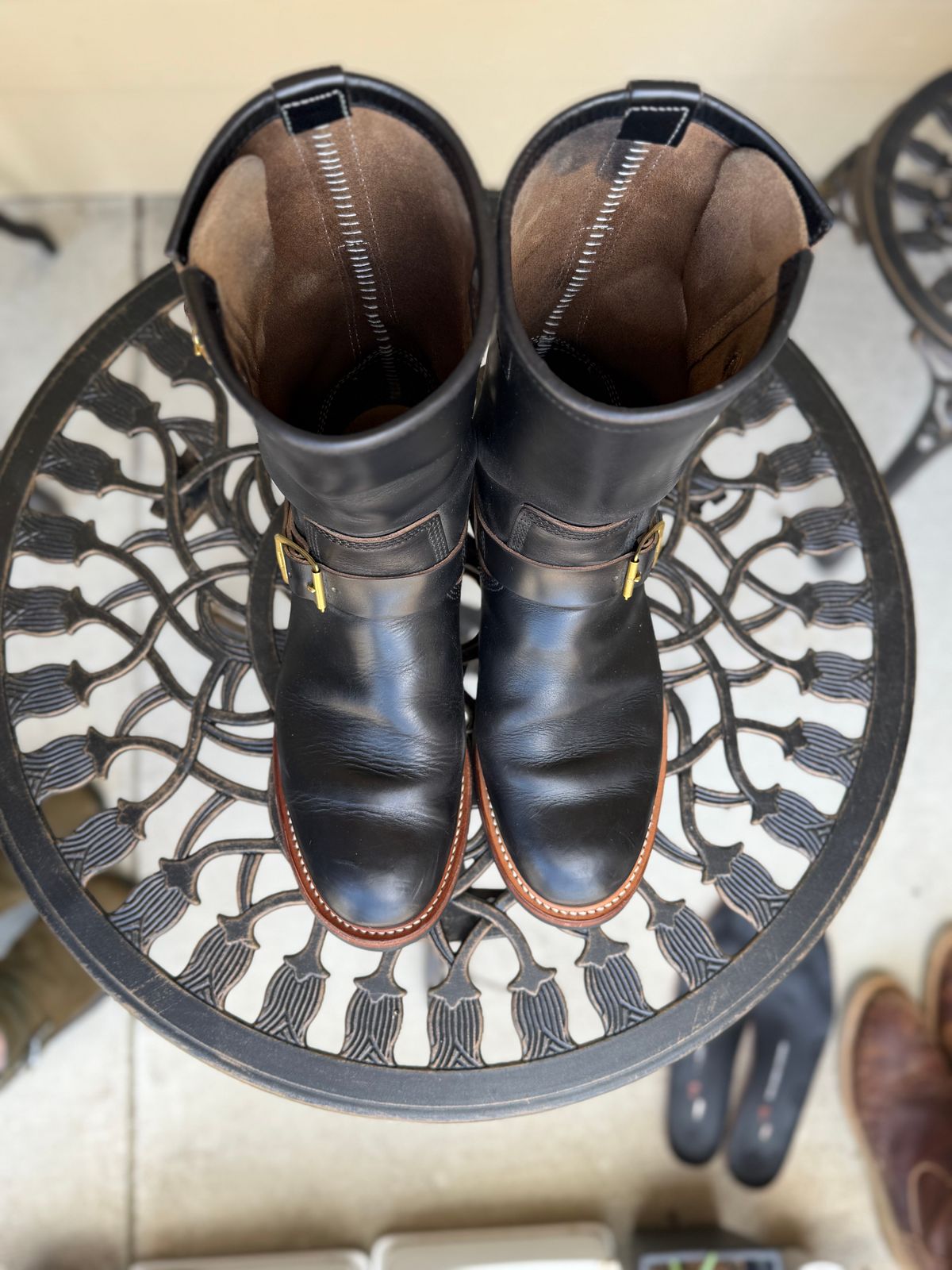 Photo by indi.raw.oninsb on March 3, 2026 of the The Flat Head Engineer Boots in Horween Black Chromexcel.