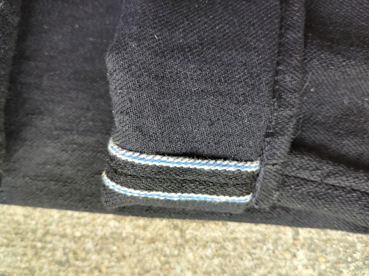 Photo by SwankeLorde on September 2, 2024 of the Pure Blue Japan TCD-003-BK in 14oz. Slub Teacore Denim - Double Black X Brown Core.