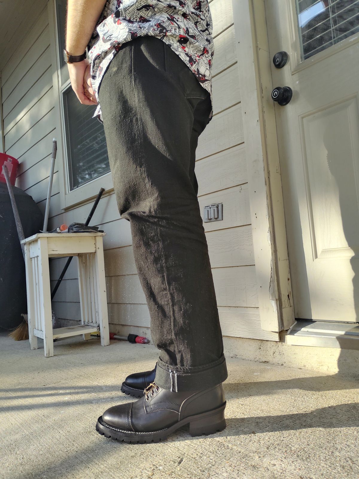 Photo by SwankeLorde on October 14, 2024 of the Pure Blue Japan TCD-003-BK in 14oz. Slub Teacore Denim - Double Black X Brown Core.