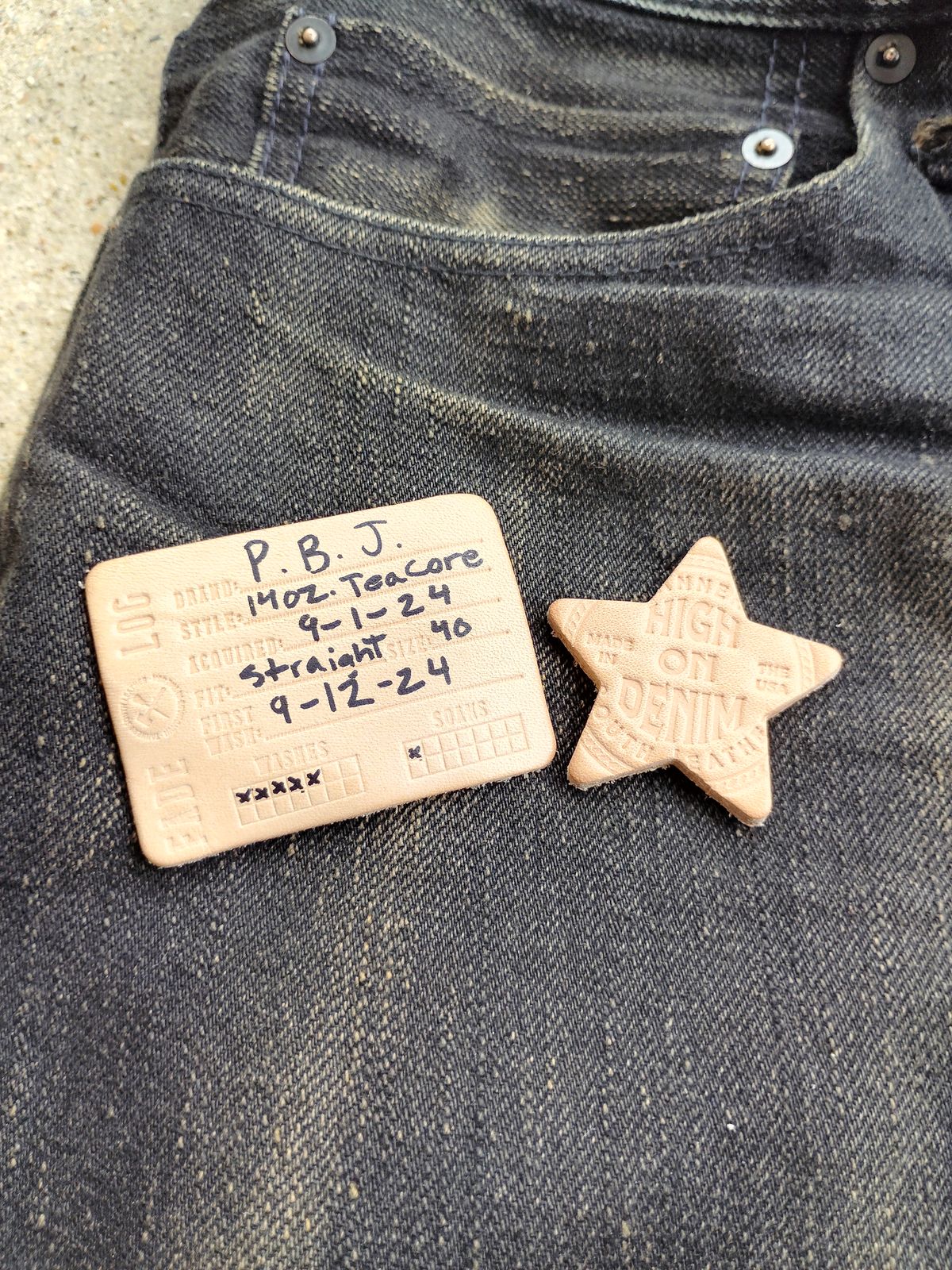 Photo by SwankeLorde on January 27, 2025 of the Pure Blue Japan TCD-003-BK in 14oz. Slub Teacore Denim - Double Black X Brown Core.