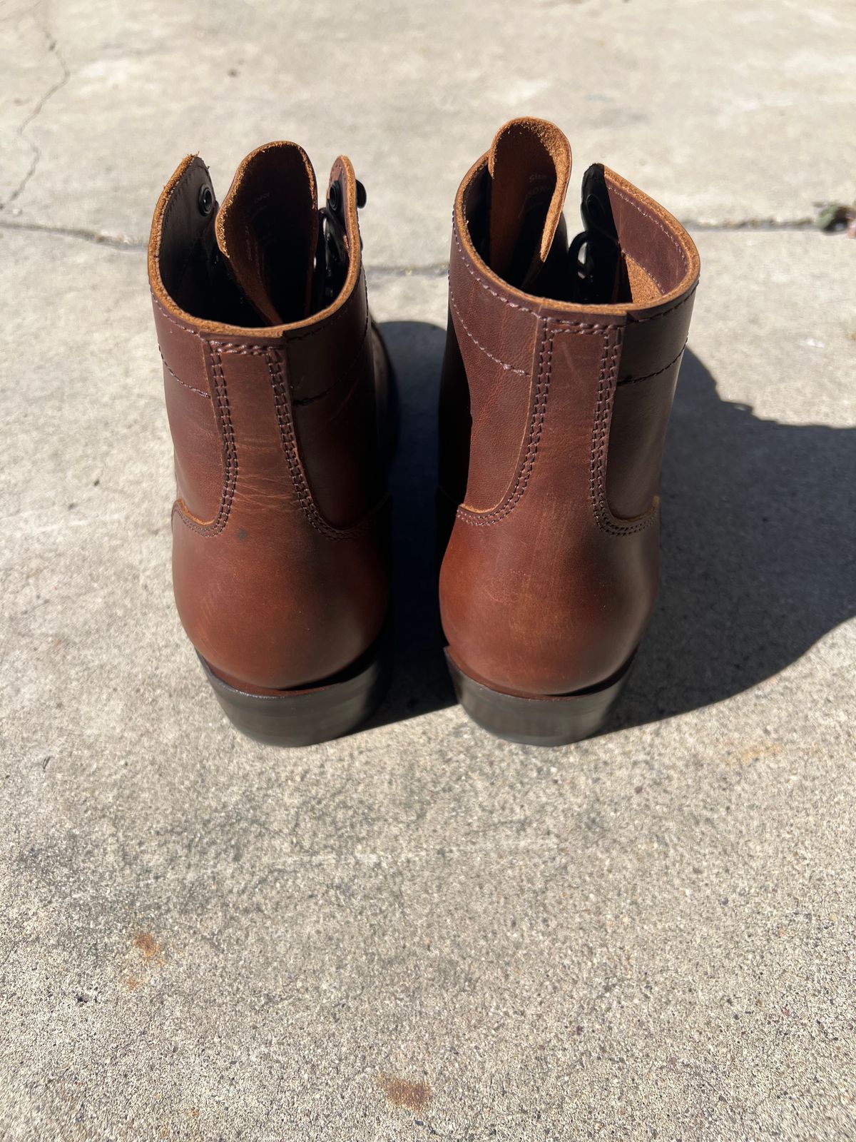 Photo by 1stKazoo on April 4, 2026 of the Thursday Heritage Captain in Thursday / Rustic Brown.