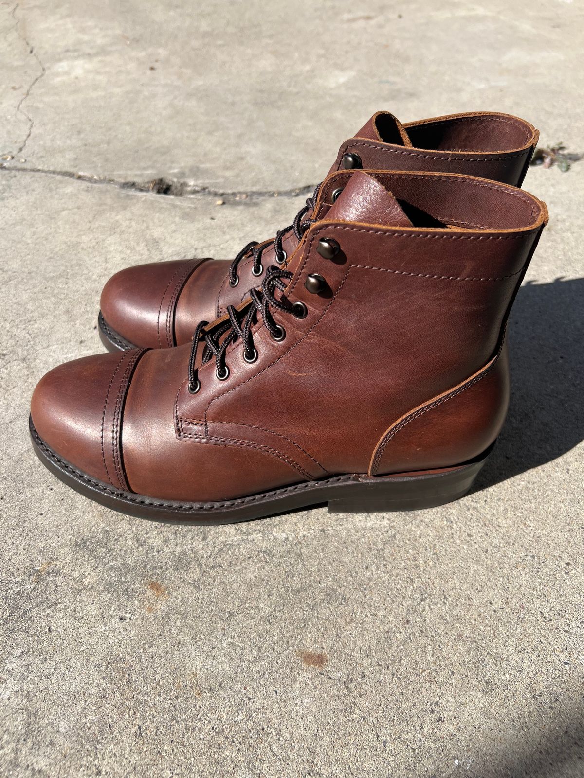 Photo by 1stKazoo on April 4, 2026 of the Thursday Heritage Captain in Thursday / Rustic Brown.