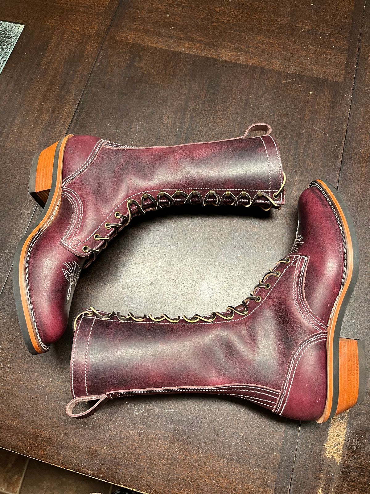 Photo by bobbi1981 on February 4, 2025 of the Nicks Packer in Horween Cypress Color 8.