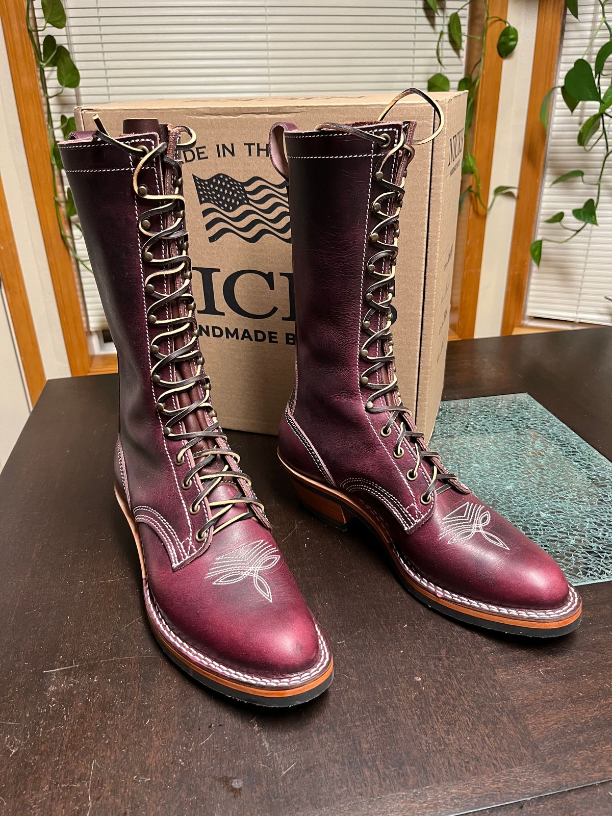 Photo by bobbi1981 on February 4, 2025 of the Nicks Packer in Horween Cypress Color 8.