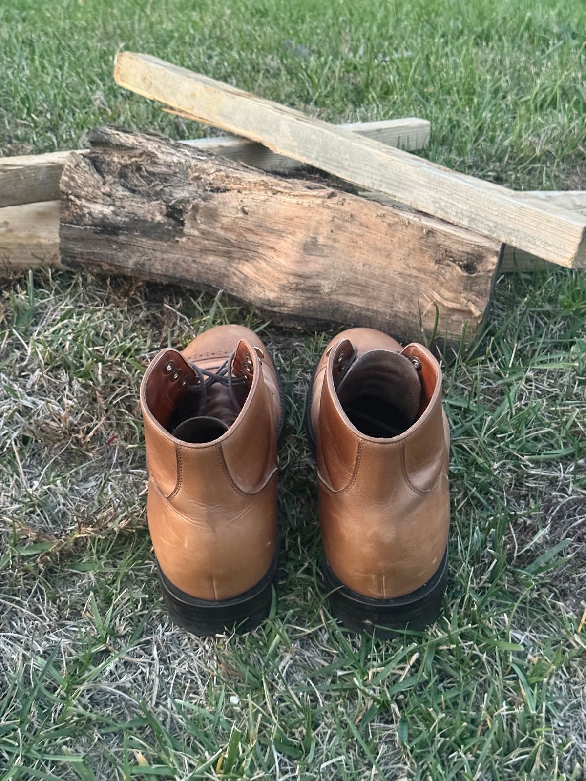 Photo by morrislm21 on November 4, 2025 of the Grant Stone Garrison Boot in Horween Dune Chromexcel.