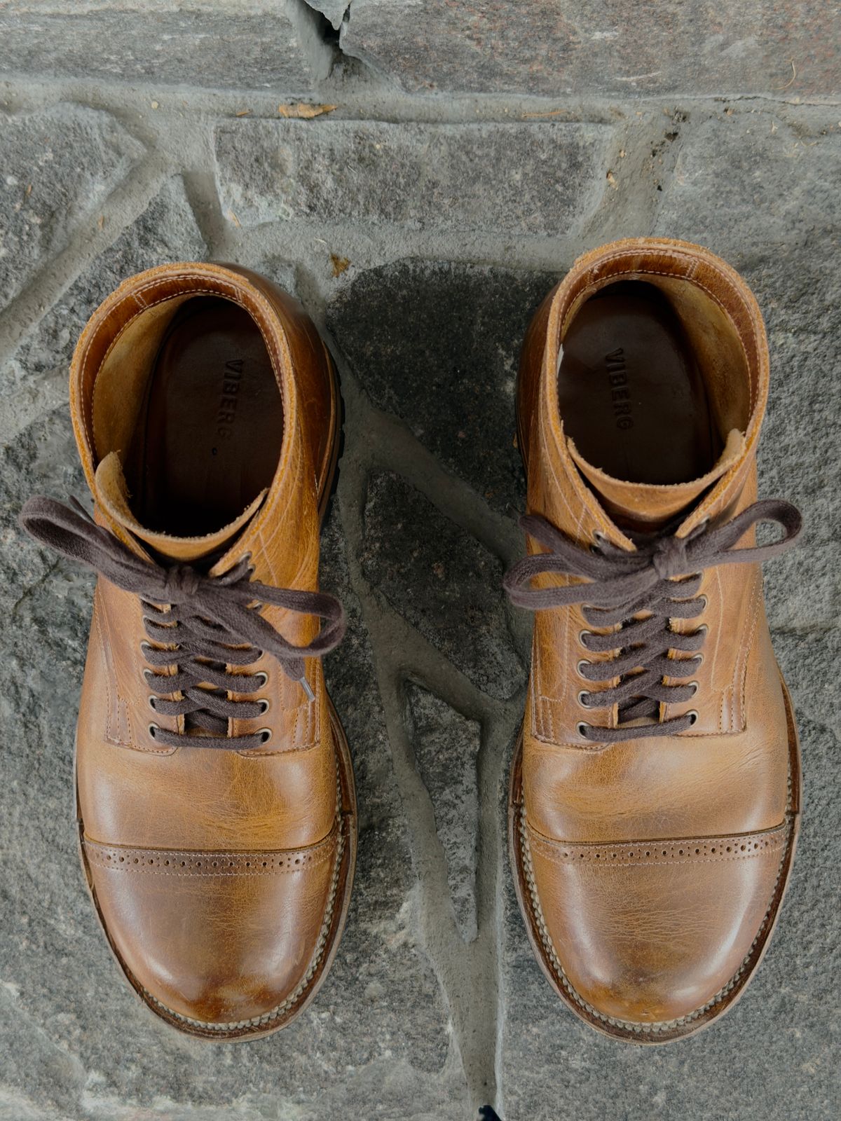 Photo by Aberhood on December 2, 2025 of the Viberg Service Boot BCT in Horween Natural Cypress.