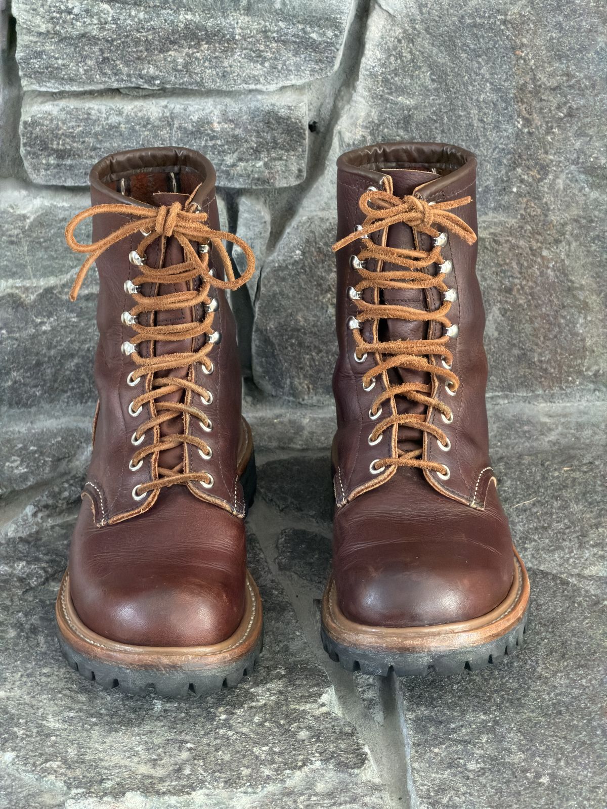 Photo by Aberhood on December 27, 2025 of the Red Wing Logger in S.B. Foot Briar Oil Slick.