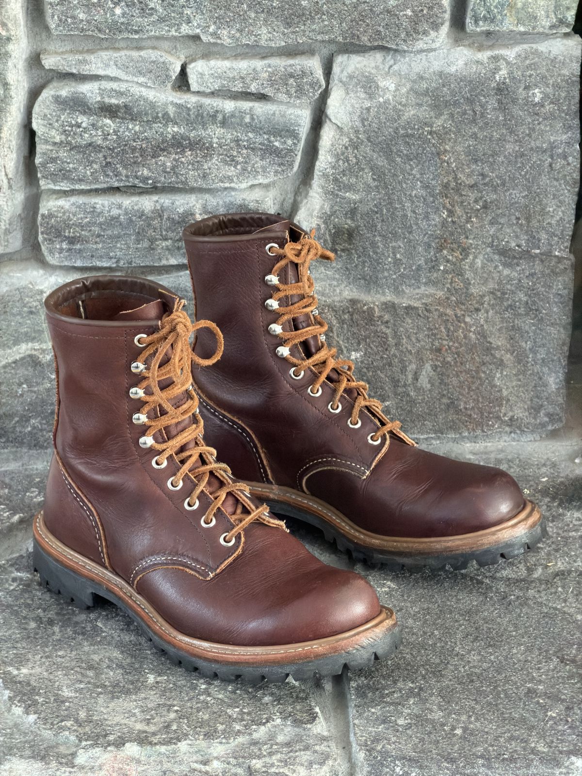 Photo by Aberhood on December 27, 2025 of the Red Wing Logger in S.B. Foot Briar Oil Slick.