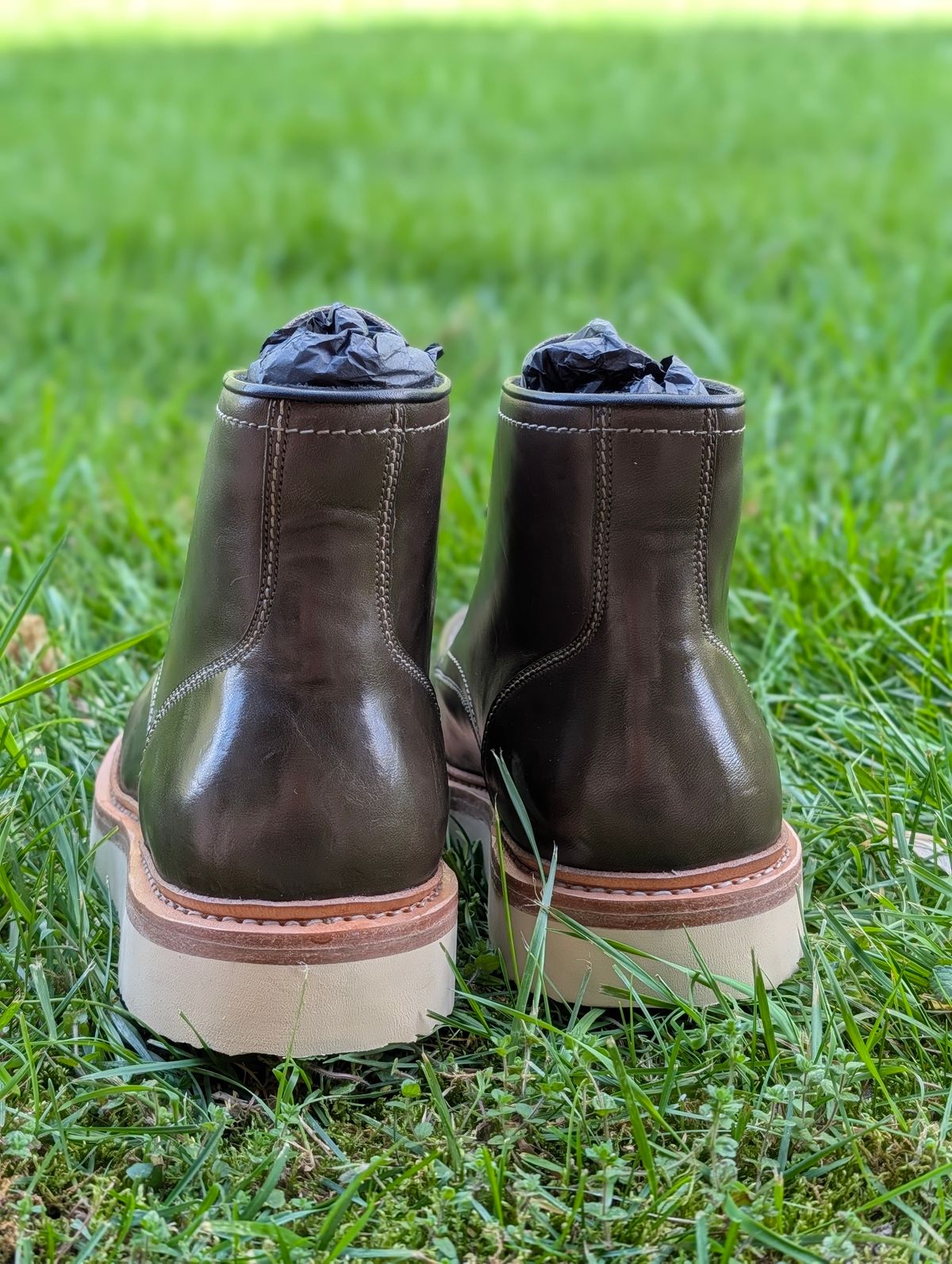 Photo by Ginde0666 on April 16, 2026 of the Blkbrd Shoemaker Dallas Moctoe in Maryam Green Hotserump.