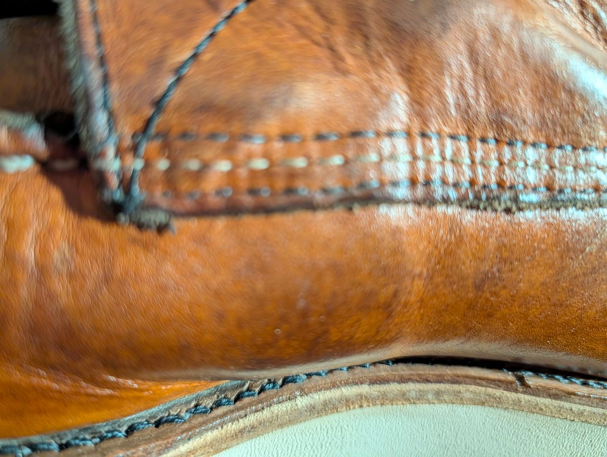 Photo by Ginde0666 on May 22, 2026 of the Red Wing 8-Inch Classic Moc in S.B. Foot Oro Legacy.