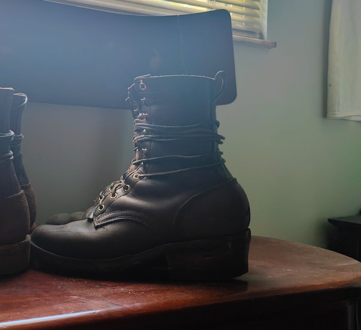 Photo by Ginde0666 on September 15, 2025 of the Frank's Boots Front Range in Seidel Walnut Oil Tan.