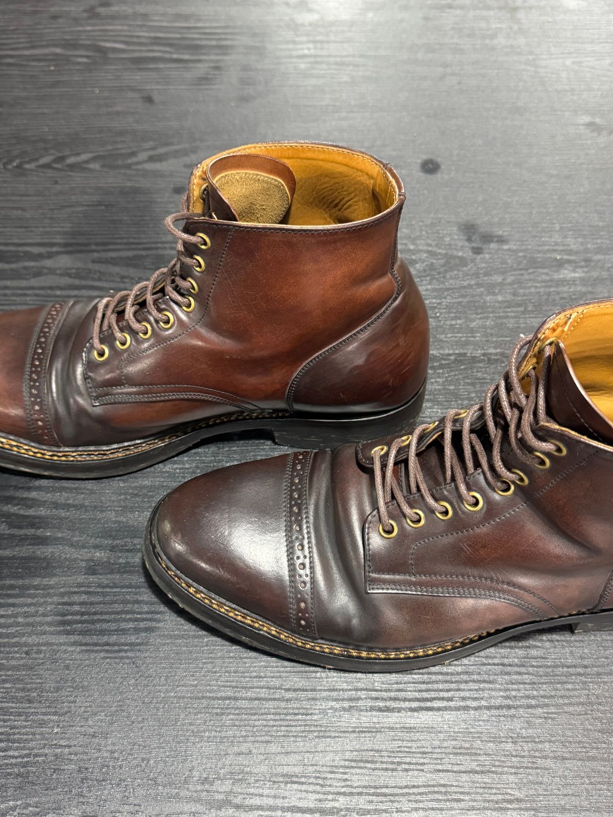 Photo by satriaamp on December 12, 2025 of the Sagara Legatant in Rocado Shell Cordovan Black-Cognac.