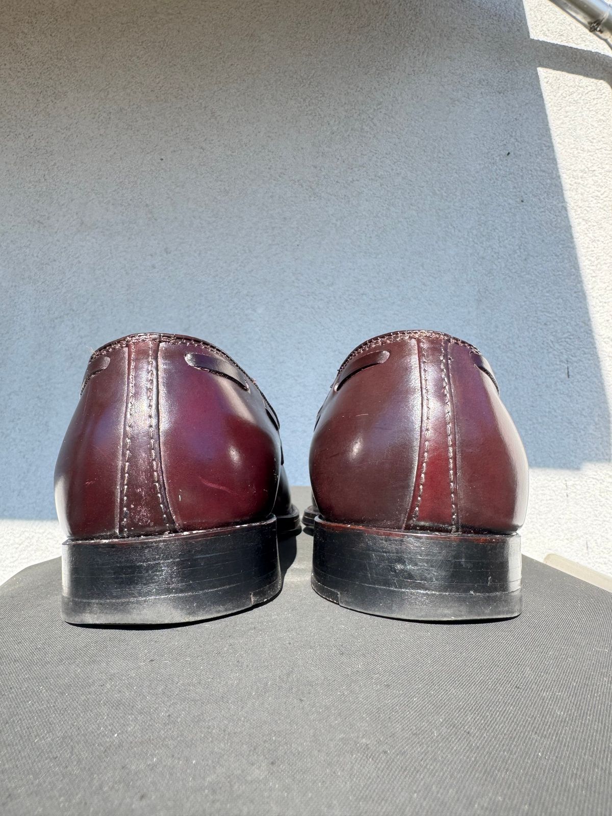 Photo by yankinschweiz on March 3, 2026 of the Alden 563 Tassel Moccasin Loafer in Horween Color 8 Shell Cordovan.