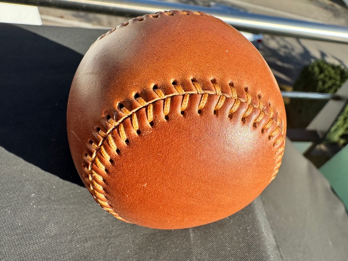 Photo by yankinschweiz on February 5, 2026 of the Ashland Leather Baseball in Horween Raw Natural Shell Cordova.