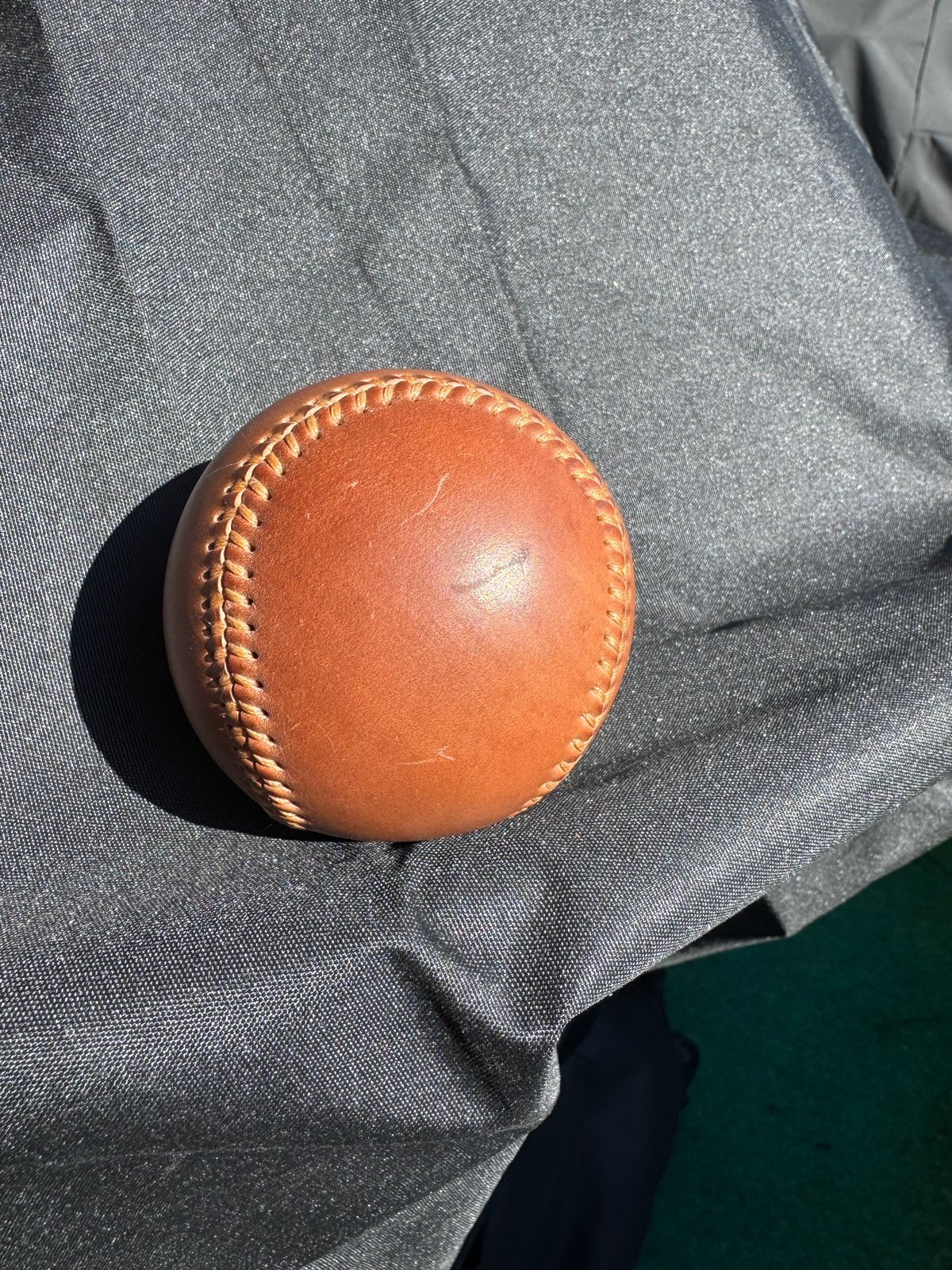 Photo by yankinschweiz on March 3, 2026 of the Ashland Leather Baseball in Horween Raw Natural Shell Cordova.