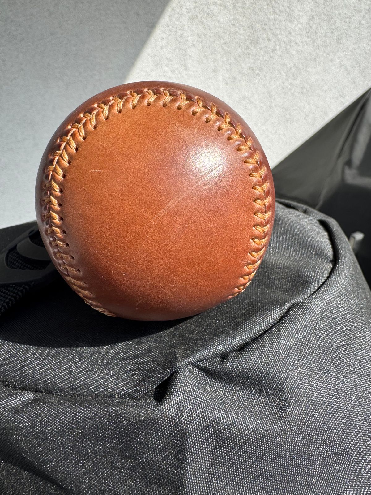 Photo by yankinschweiz on April 1, 2026 of the Ashland Leather Baseball in Horween Raw Natural Shell Cordova.