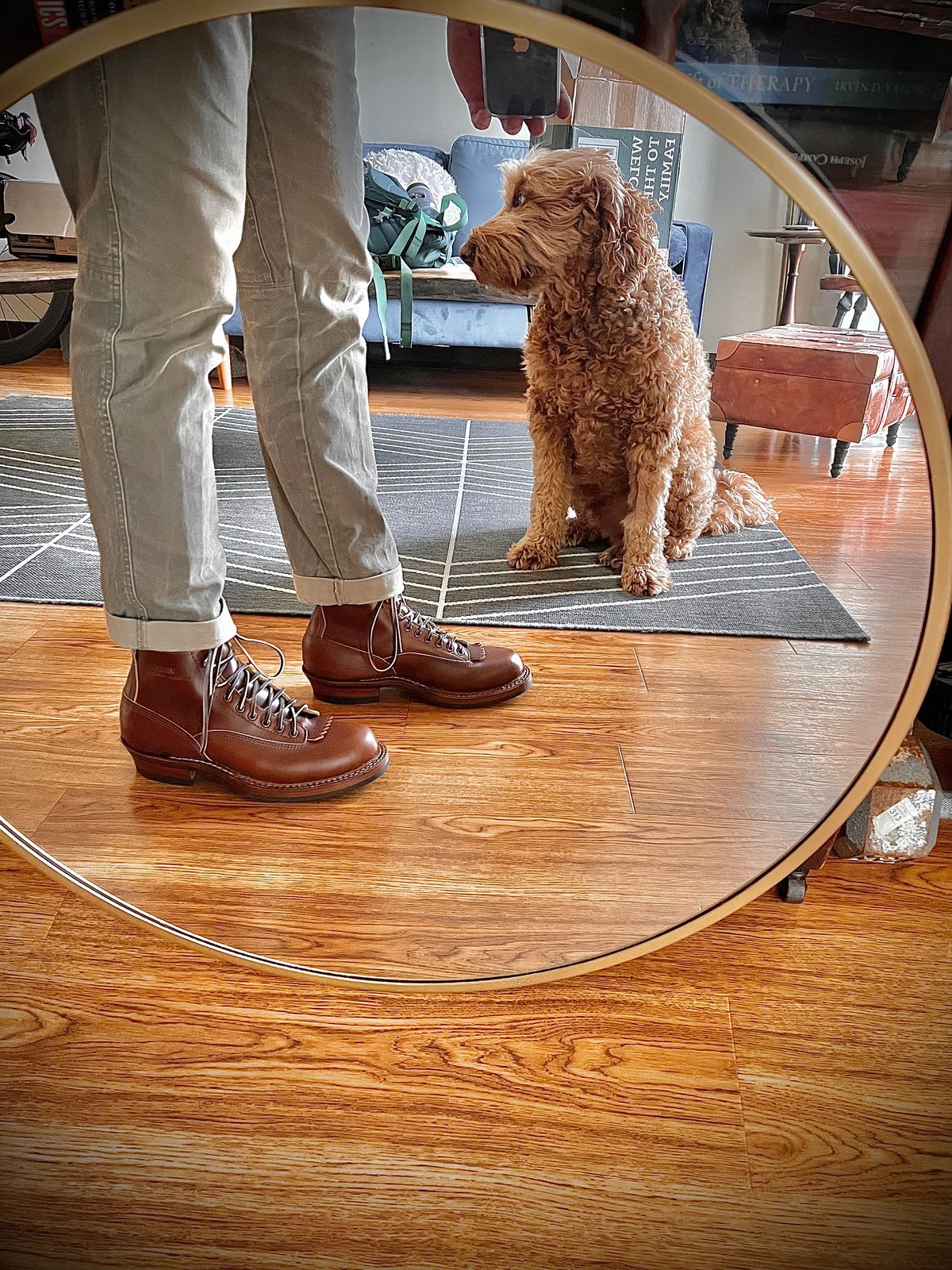 Photo by hansven on March 29, 2022 of the White's 350 Cutter in Horween British Tan Chromexcel.