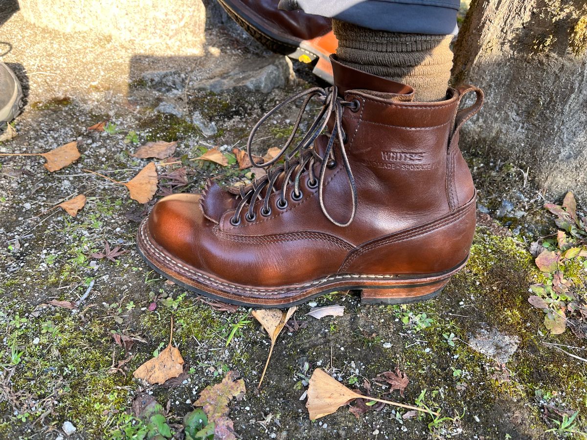 Photo by hansven on December 26, 2022 of the White's 350 Cutter in Horween British Tan Chromexcel.