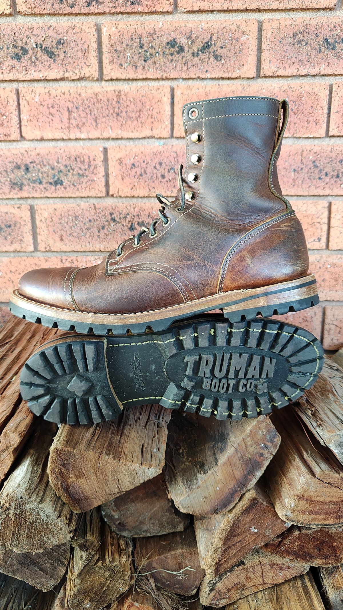 Photo by Malikian23 on December 1, 2025 of the Truman Upland Boot in Seidel Tobacco Snakebite.