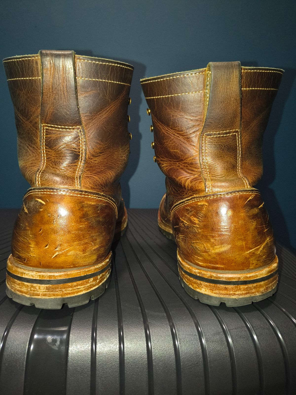 Photo by Malikian23 on April 3, 2026 of the Truman Upland Boot in Seidel Tobacco Snakebite.