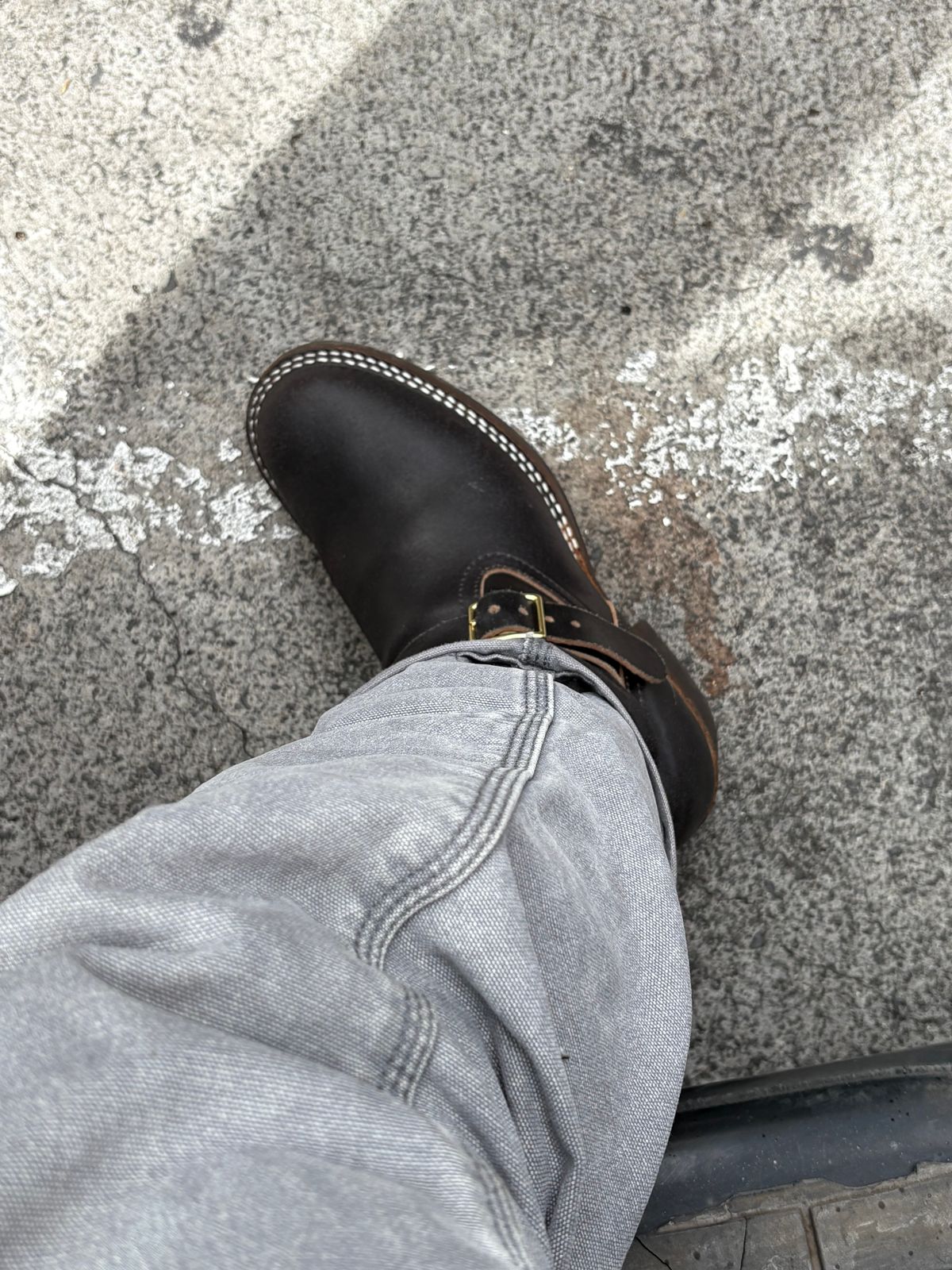 Photo by Apprehensivebootbuyer on July 30, 2025 of the Nicks Brakeman in Horween Black Waxed Flesh.