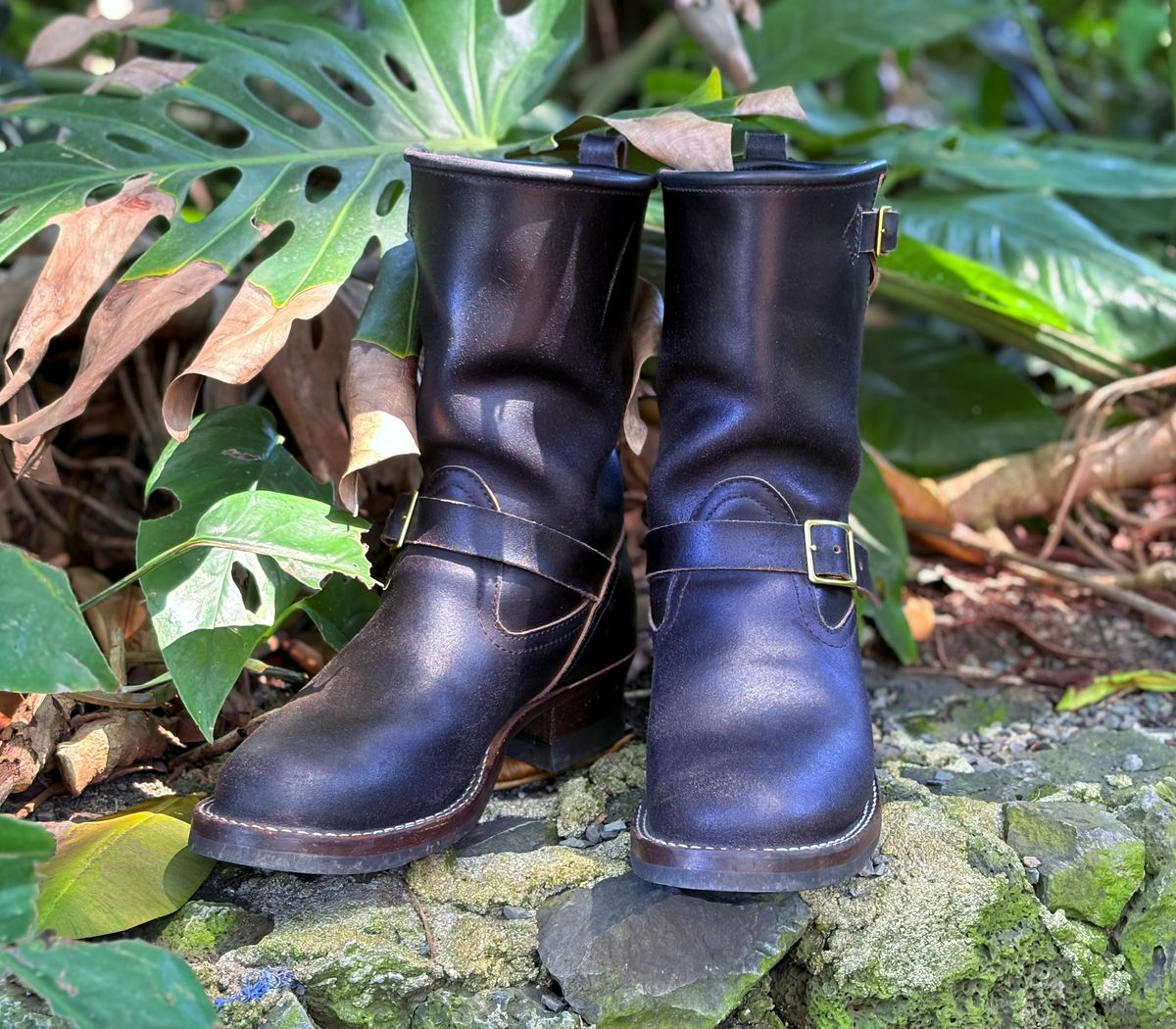 Photo by Apprehensivebootbuyer on August 6, 2025 of the Nicks Brakeman in Horween Black Waxed Flesh.