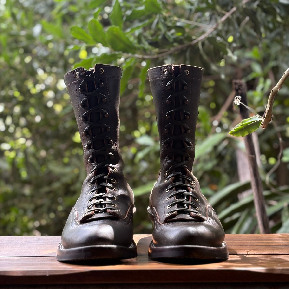 Photo by Apprehensivebootbuyer on February 28, 2026 of the Nicks Lace To Toe in Greener Pastures Waxed flesh.