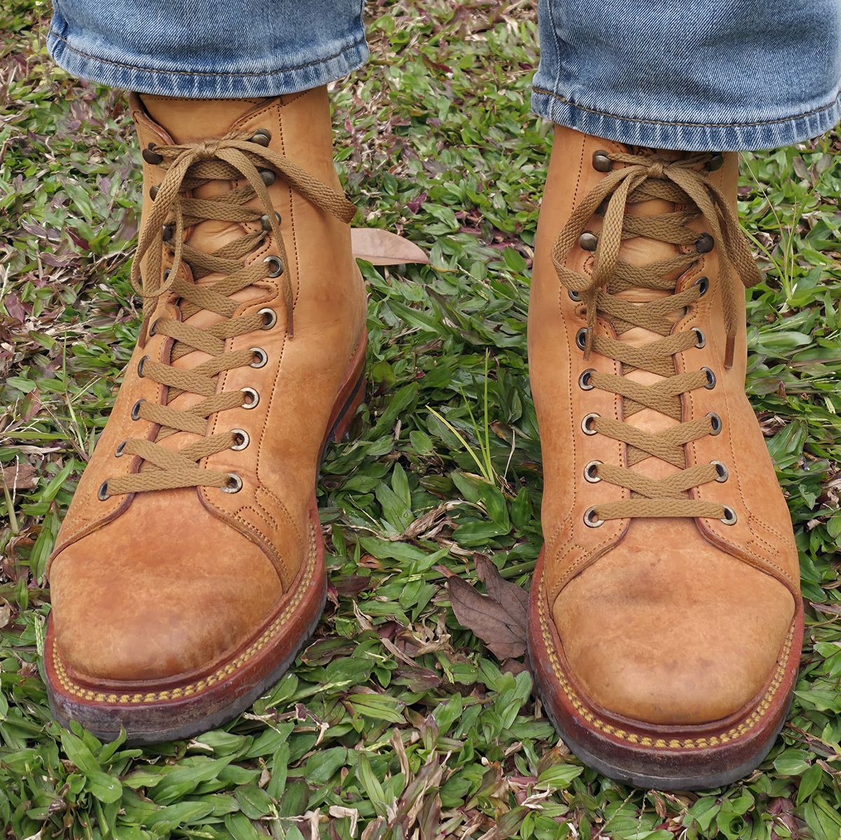 Photo by dhio on January 11, 2026 of the Mora Son Shoes Gelada in Maryam Natural Horsebutt.