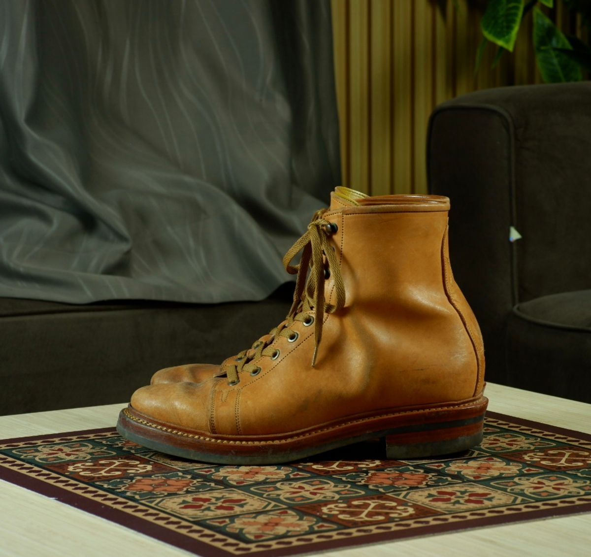 Photo by dhio on March 4, 2026 of the Mora Son Shoes Gelada in Maryam Natural Horsebutt.