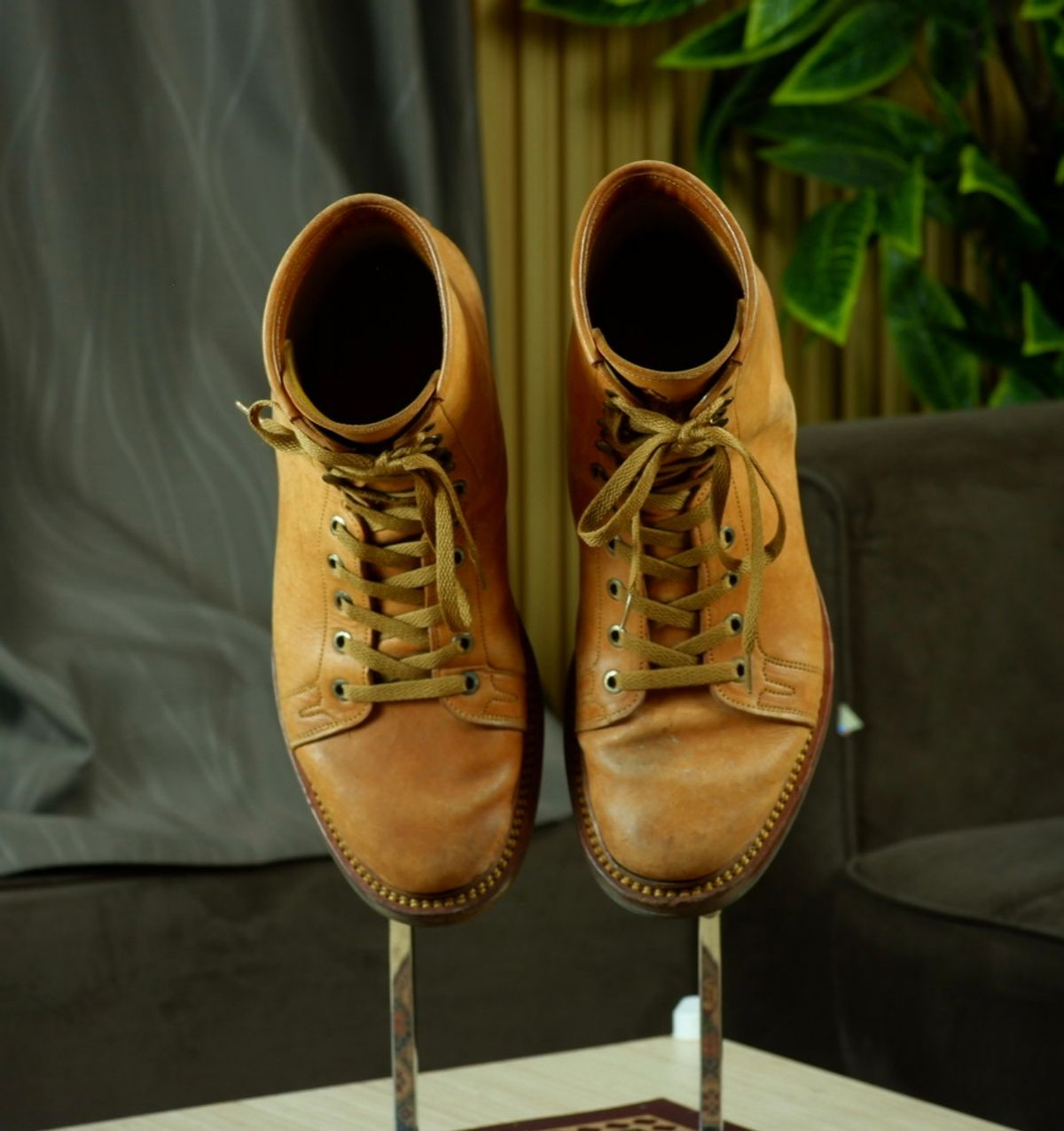 Photo by dhio on March 4, 2026 of the Mora Son Shoes Gelada in Maryam Natural Horsebutt.