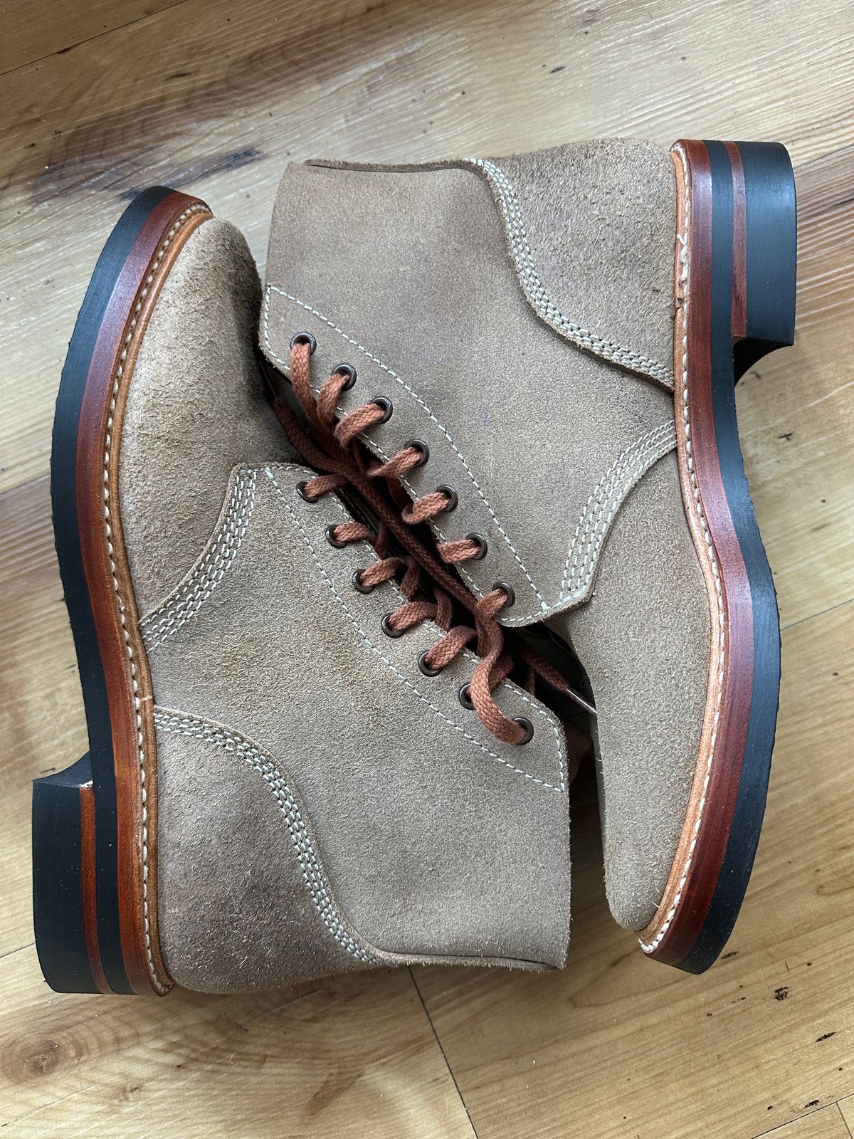 Photo by mynameisntkt on November 3, 2024 of the John Lofgren M-43 Service Shoes in Horween Natural Chromexcel Roughout.