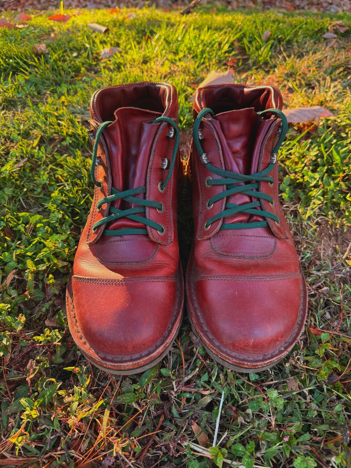 Photo by zcurtis90 on November 5, 2025 of the Jim Green African Ranger Barefoot Boot in Jim Green / Walnut Veg Retan.